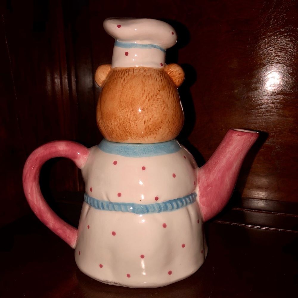 Vintage Bear teapot with matching tea creamer - Picture 2 of 12
